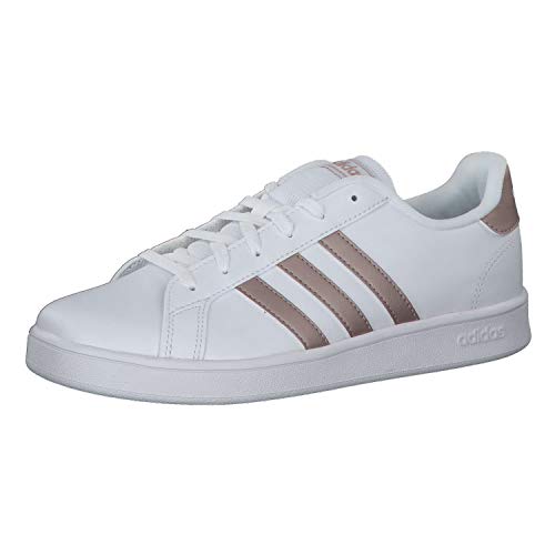 Miglior scarpe adidas donna nel 2022 [basato su 50 recensioni di esperti]